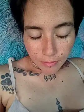 iriss cardenas online show from 11.26.25