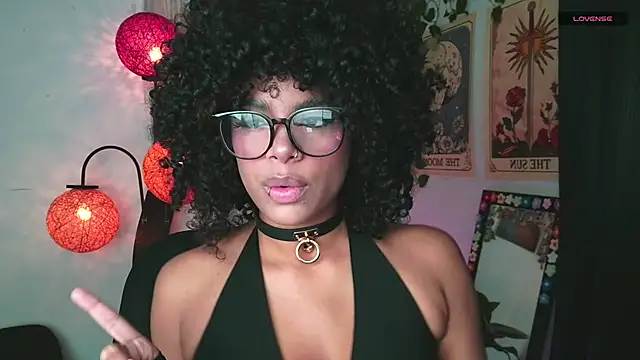 Raven luv online show from 09.14.25