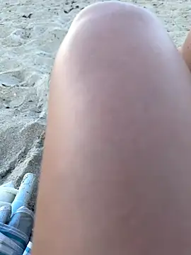 Snapshot of carynn chatting on 10.26.25 carynn online show from 10.26.25