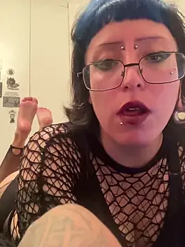 Snapshot of kinkydolly666 chatting on 09.09.25 kinkydolly666 online show from 09.09.25