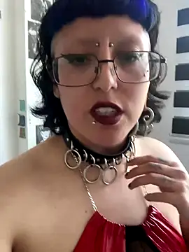 Snapshot of kinkydolly666 chatting on 09.18.25 kinkydolly666 online show from 09.18.25