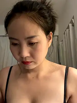 wly2028 online show from 10.18.25