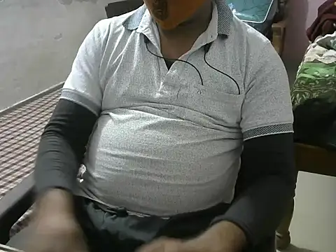 Snapshot of Famit025 chatting on 01.09.26 Famit025 online show from 01.09.26