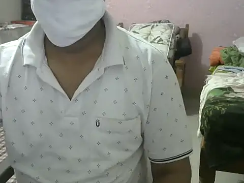 Snapshot of Famit025 chatting on 02.09.26 Famit025 online show from 02.09.26