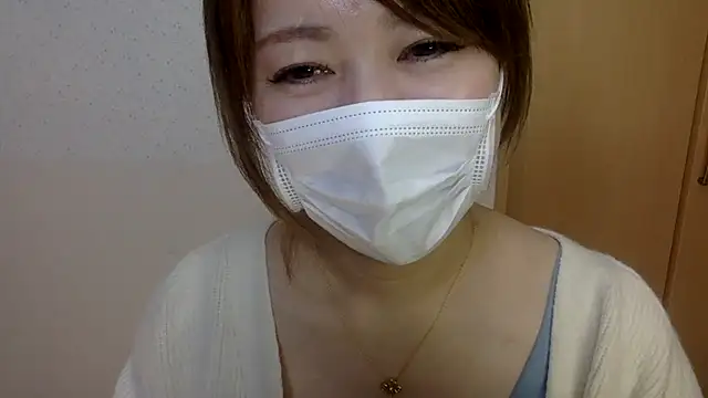 Snapshot of kitty_kyoto chatting on 11.07.25 kitty kyoto online show from 11.07.25