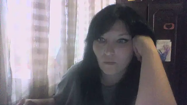 Snapshot of Breezy_88 chatting on 09.18.25 Breezy 88 online show from 09.18.25