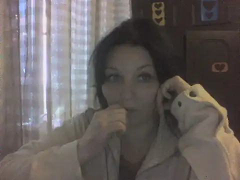 Snapshot of Breezy_88 chatting on 11.03.25 Breezy 88 online show from 11.03.25