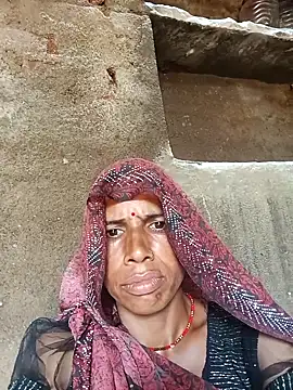 Snapshot of Sm_sanjna chatting on 09.12.25 Sm sanjna online show from 09.12.25