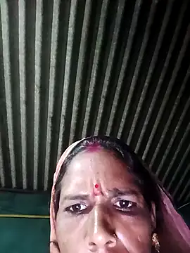 Snapshot of Sm_sanjna chatting on 09.12.25 Sm sanjna online show from 09.12.25