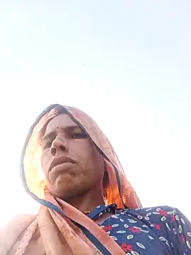 Snapshot of Sm_sanjna chatting on 09.28.25 Sm sanjna online show from 09.28.25