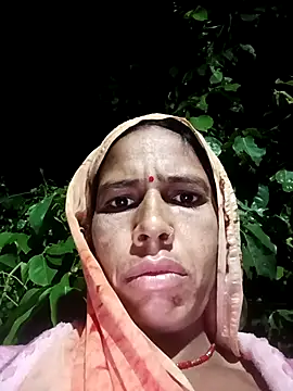 Snapshot of Sm_sanjna chatting on 10.28.25 Sm sanjna online show from 10.28.25