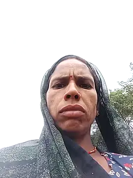 Snapshot of Sm_sanjna chatting on 10.29.25 Sm sanjna online show from 10.29.25