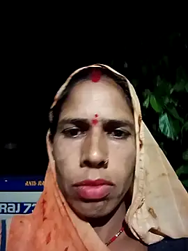 Snapshot of Sm_sanjna chatting on 11.03.25 Sm sanjna online show from 11.03.25