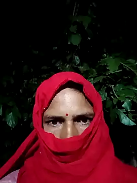 Snapshot of Sm_sanjna chatting on 11.08.25 Sm sanjna online show from 11.08.25