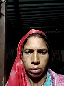 Snapshot of Sm_sanjna chatting on 12.05.25 Sm sanjna online show from 12.05.25