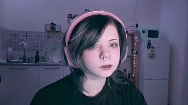 Snapshot of Alice_Zev chatting on 03.24.26 Alice Zev online show from 03.24.26