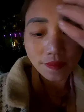 Snapshot of chipp-bong chatting on 09.09.25 chipp-bong online show from 09.09.25