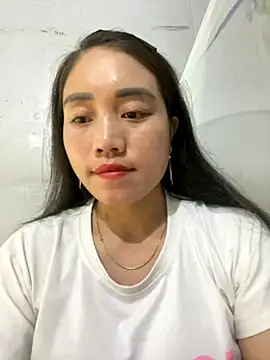 Snapshot of chipp-bong chatting on 09.20.25 chipp-bong online show from 09.20.25