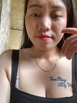 Snapshot of chipp-bong chatting on 10.12.25 chipp-bong online show from 10.12.25