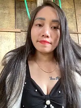 Snapshot of chipp-bong chatting on 11.06.25 chipp-bong online show from 11.06.25