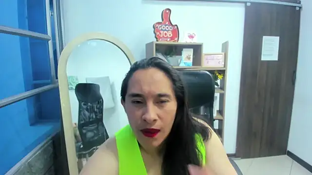 LeilaSmith  online show from 11.04.25