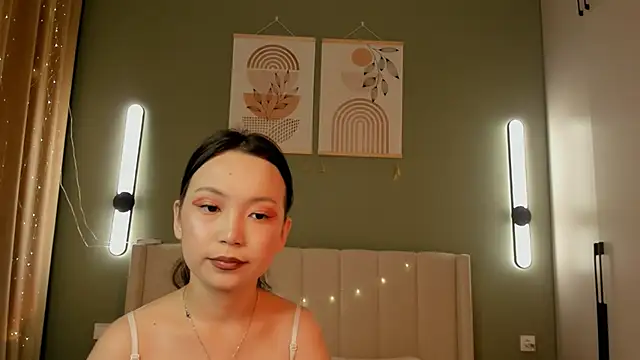 Snapshot of tokipokki chatting on 11.02.25 tokipokki online show from 11.02.25