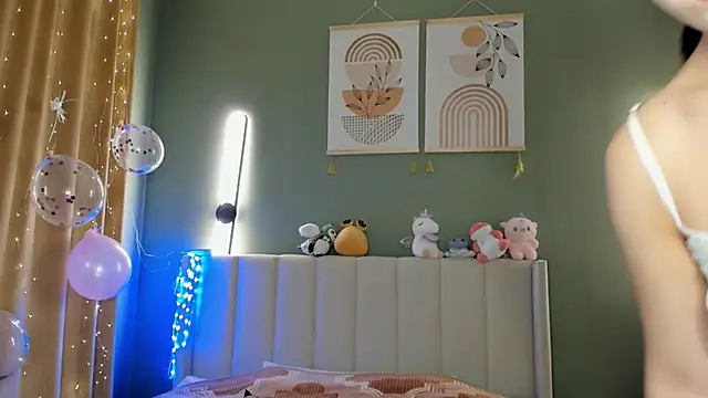 Snapshot of tokipokki chatting on 11.10.25 tokipokki online show from 11.10.25