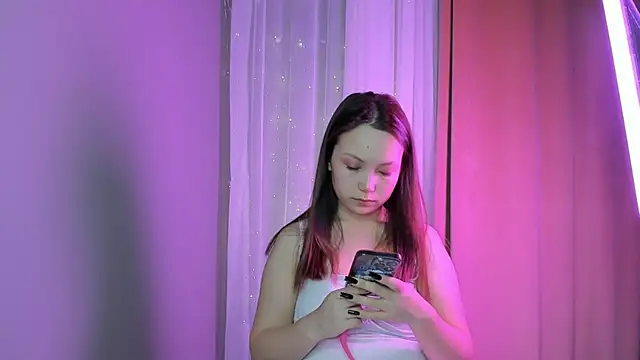 Snapshot of tokipokki chatting on 12.02.25 tokipokki online show from 12.02.25