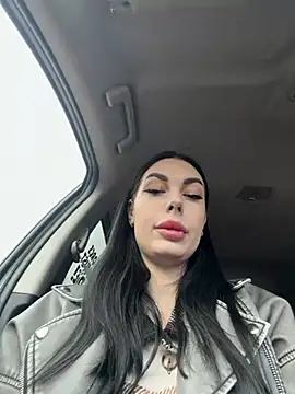 Snapshot of Bella_R0se chatting on 03.28.26 Bella R0se online show from 03.28.26