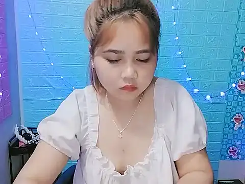 Nhan7868 online show from 10.13.25