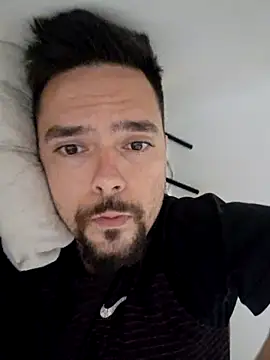 Snapshot of Arthur_Rj_21 chatting on 10.29.25 Arthur Rj 21 online show from 10.29.25