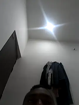 Snapshot of Chanderi19 chatting on 12.15.25 Chanderi19 online show from 12.15.25