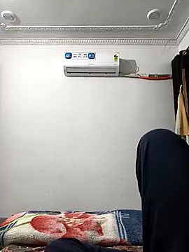 Snapshot of Chanderi19 chatting on 03.09.26 Chanderi19 online show from 03.09.26