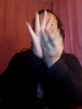 Snapshot of alahia_sw chatting on 11.24.25 alahia sw online show from 11.24.25