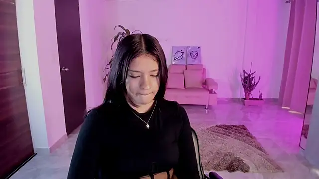 Candy fox 19 online show from 12.19.25