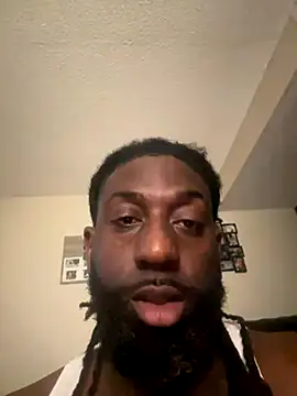 Snapshot of bigbd94 chatting on 09.29.25 bigbd94 online show from 09.29.25