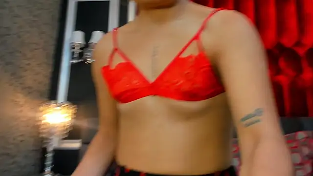 Snapshot of SharonBonet chatting on 11.11.25 SharonBonet online show from 11.11.25