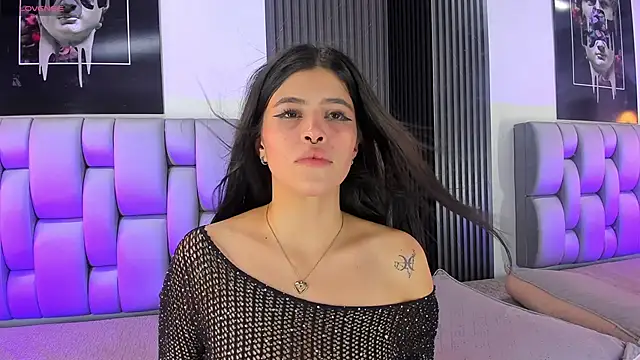 Snapshot of Gia-Malkova chatting on 09.29.25 Gia-Malkova online show from 09.29.25