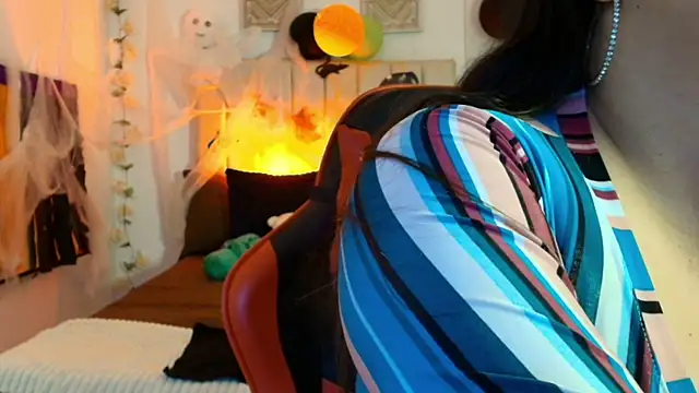 crazy b00bs online show from 10.21.25