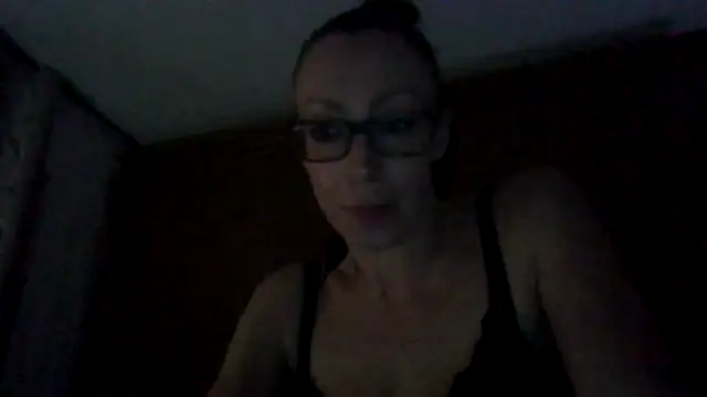 Snapshot of Astrid3 chatting on 12.22.25 Astrid3 online show from 12.22.25