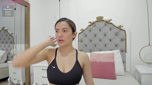 Skylerwhite02 online show from 04.21.26