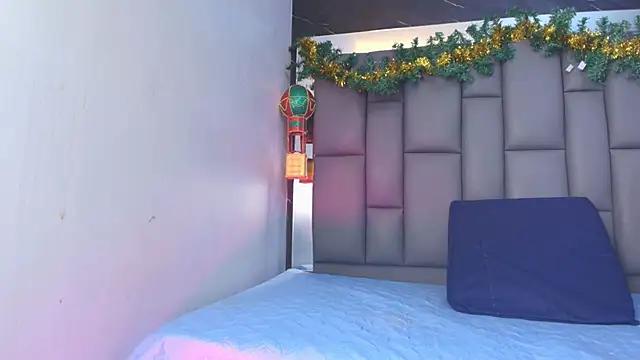 kissme luna online show from 12.02.25