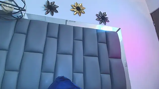 Snapshot of kissme_luna chatting on 01.09.26 kissme luna online show from 01.09.26