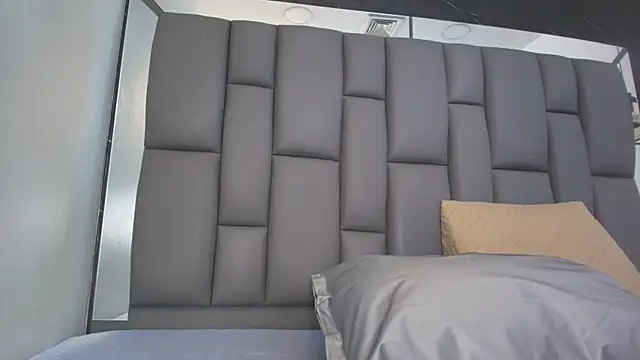 Snapshot of kissme_luna chatting on 03.06.26 kissme luna online show from 03.06.26