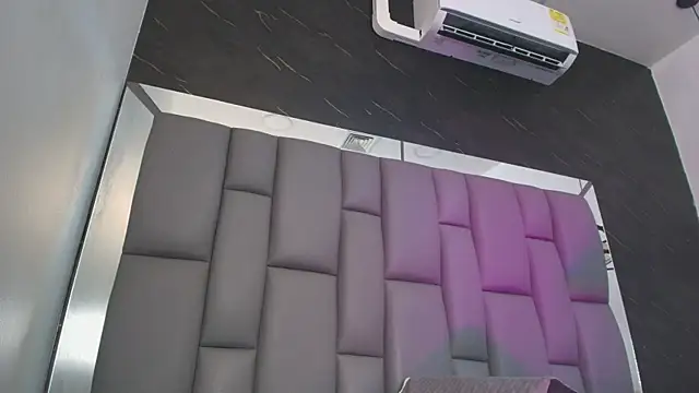 Snapshot of kissme_luna chatting on 03.10.26 kissme luna online show from 03.10.26