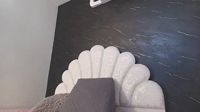 Snapshot of kissme_luna chatting on 03.14.26 kissme luna online show from 03.14.26