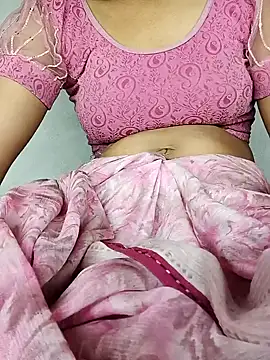 Snapshot of Aasha_devi05 chatting on 10.18.25 Aasha devi05 online show from 10.18.25