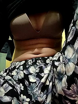 Snapshot of Aasha_devi05 chatting on 10.25.25 Aasha devi05 online show from 10.25.25