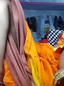 Snapshot of Aasha_devi05 chatting on 12.04.25 Aasha devi05 online show from 12.04.25