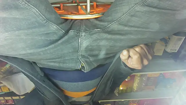 Snapshot of taopiaopiao chatting on 11.17.25 taopiaopiao online show from 11.17.25